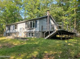 346 Oak Hill Rd, Hawley, PA 18428