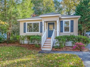 17 Hall Rd, Greenville, SC 29609