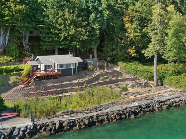 27124 Washington Blvd NE, Kingston, WA 98346