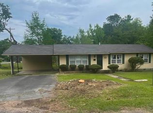 104 East College, Fordyce, AR 71742