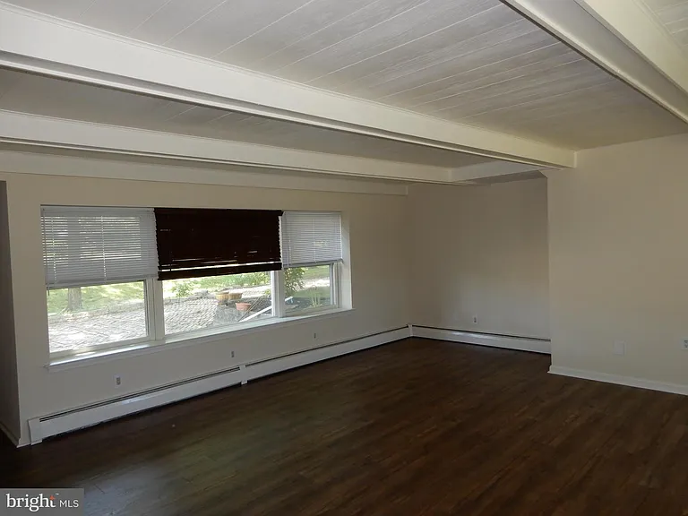 691 Stoneyford Rd #A — Photo 33