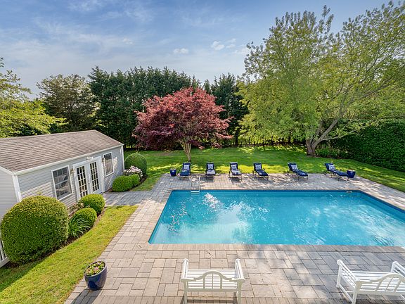 5th image of 825 Flying Point Rd