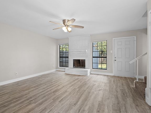 4th image of 6812 S Creek Dr #A