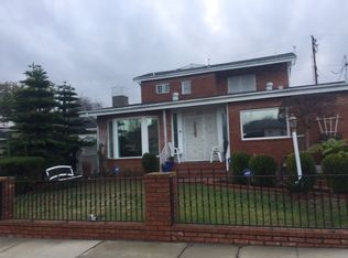8805 S 12th Ave, Inglewood, CA 90305