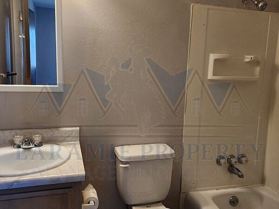 5th image of 1953 N 9th St APT 3
