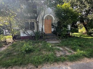 1708 Fenton Rd, Flint, MI 48507