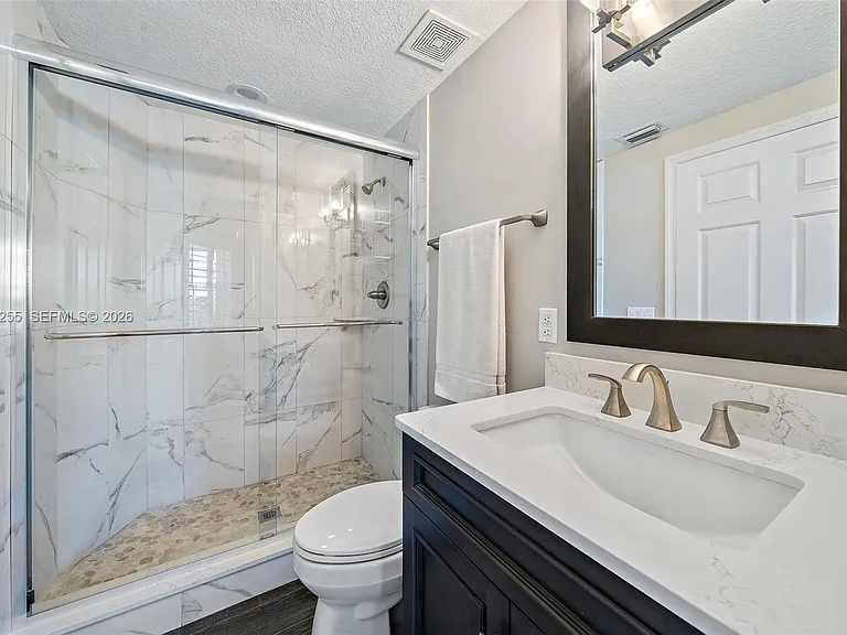 5800 NE Island Cove Way #2207 — Photo 13