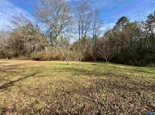 502 Bethel St NE, Hartselle, AL 35640