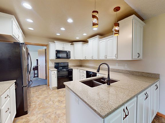 3rd image of 4520 46th St NW