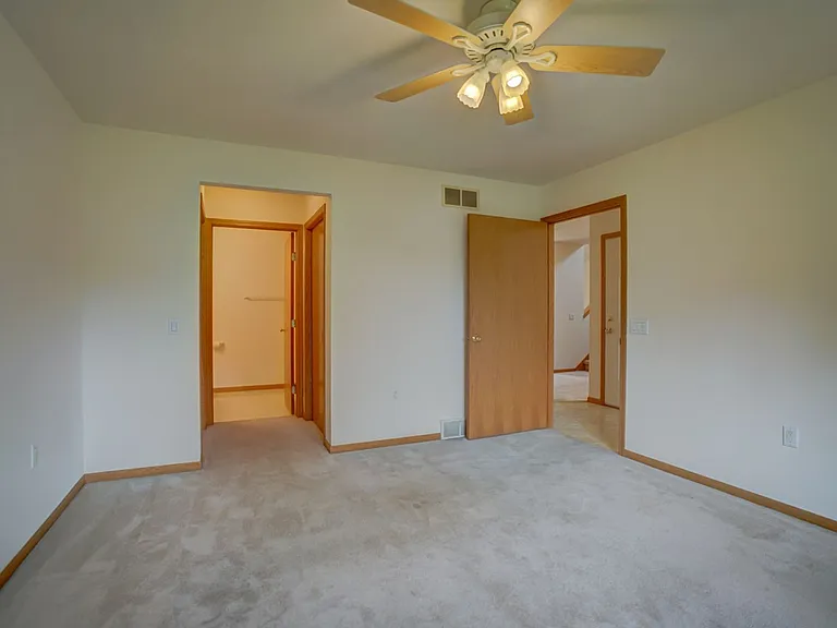 865-867 Harper Dr — Photo 7