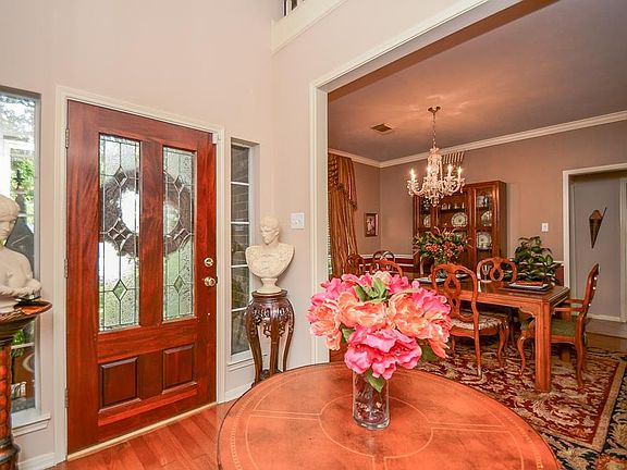 2nd image of 2126 Plantation Bend Dr