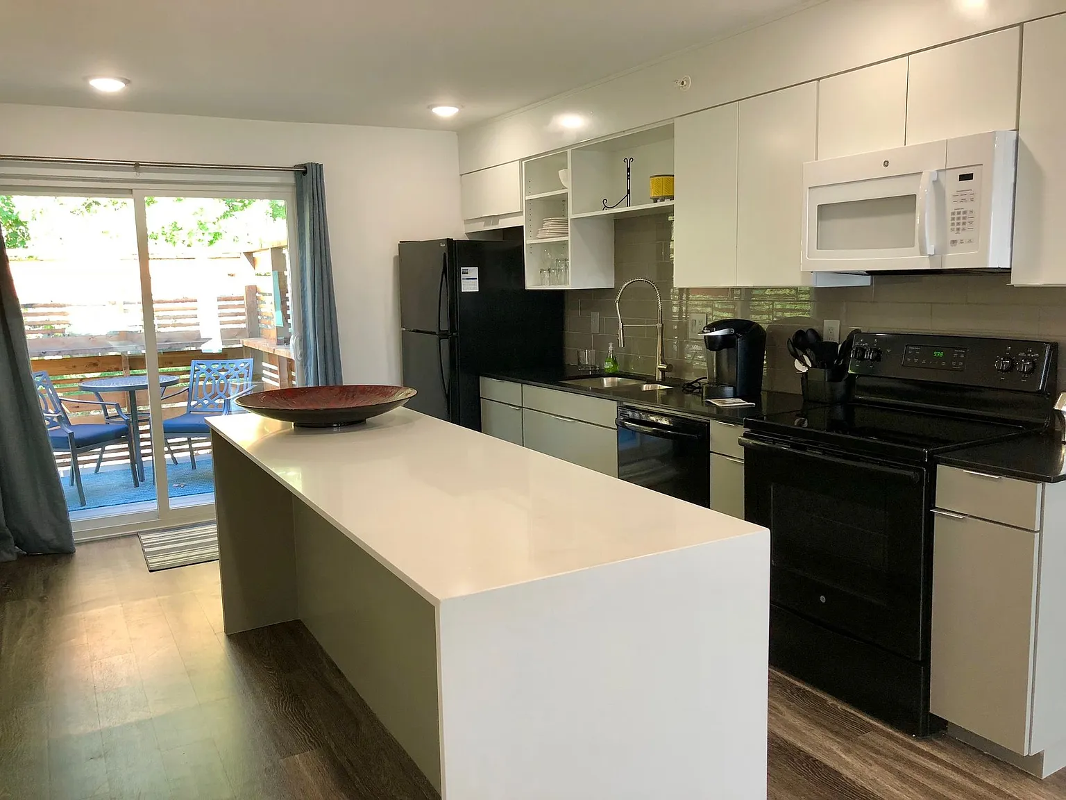 1540 W Nettleship St — Photo 3