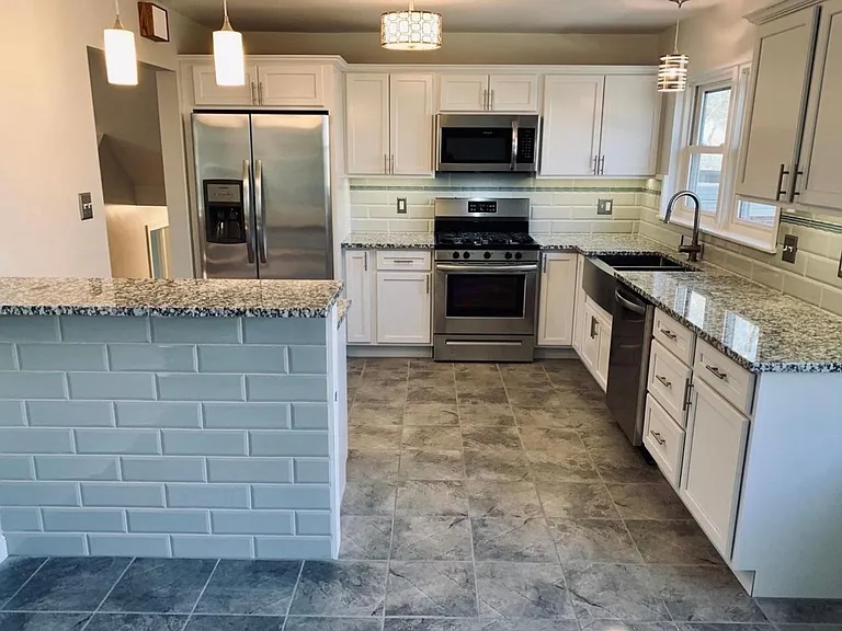 1409 Dauphin Ave — Photo 21