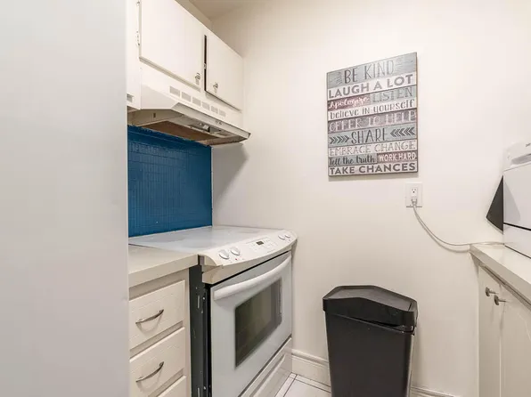 2111 NE 56th Street #106, Fort Lauderdale, FL 33308