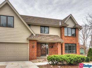 16325 Hamilton Cir, Omaha, NE 68118