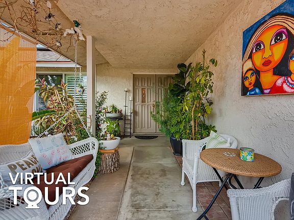 3rd image of 2657 Valencia Cir