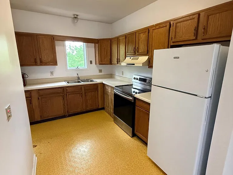 1134 E Park Ave — Photo 9
