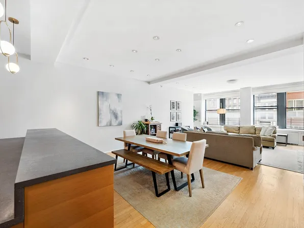 252 W 30th St APT 5B, New York, NY 10001