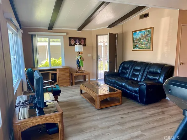 320 Lakepark Dr, Placentia, CA 92870