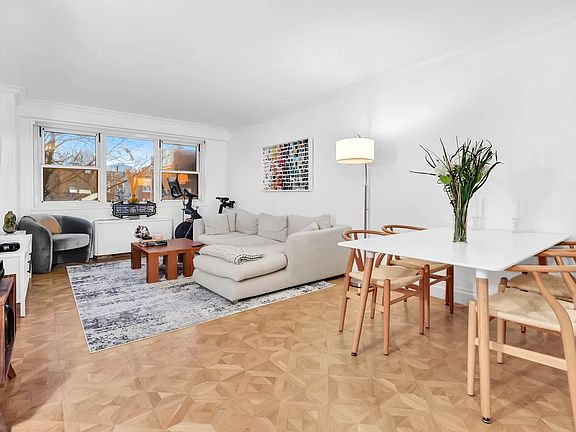 2nd image of 15 Charles St APT 5E