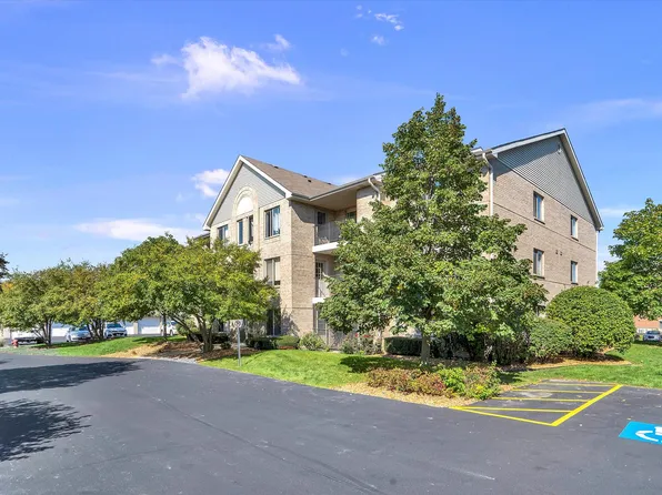 6830 Ridge Point Dr #3-3C, Oak Forest, IL 60452