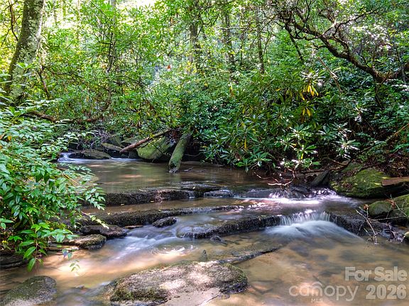 3rd image of 158 Bucks Xing