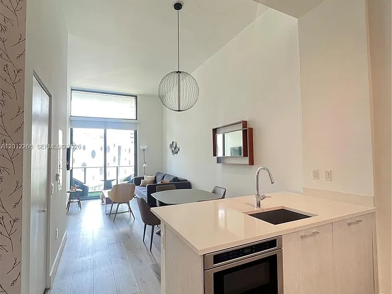 501 NE 31st St #404 — Photo 3