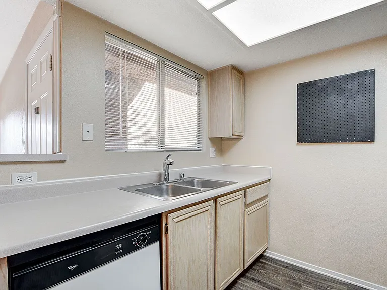 8070 W Russell Rd #1064-11 — Photo 14