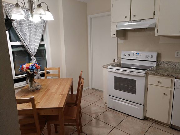 3rd image of 755 Leeward Dr
