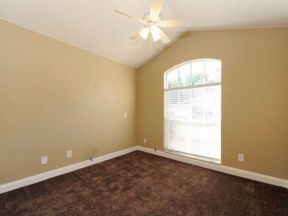 4th image of 7707 Marbella Creek Ave