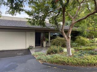 31 Deep Well Ln, Los Altos, CA 94022