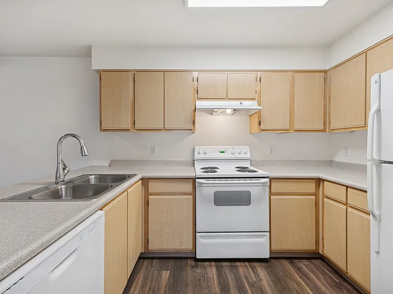 Stone Ridge Apartments — Photo 7