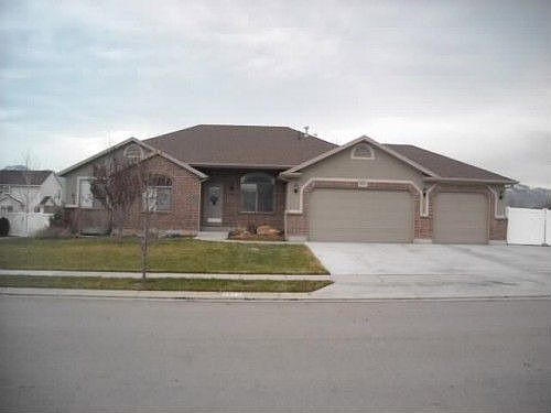 1st image of 9693 S Garden Grove Ln
