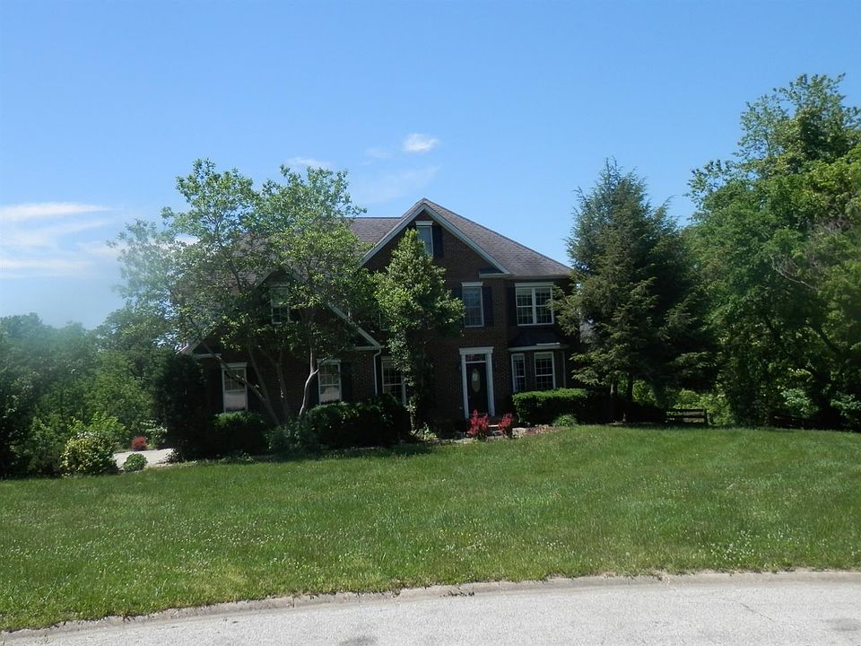 1st image of 240 Victoria Ln