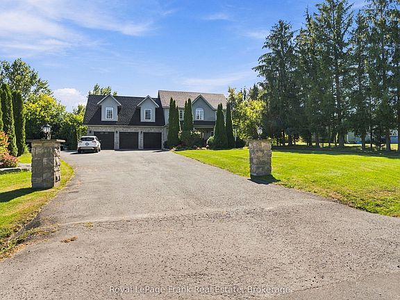 2nd image of 7 Verna Dr