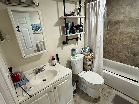 5th image of 229 London St #3