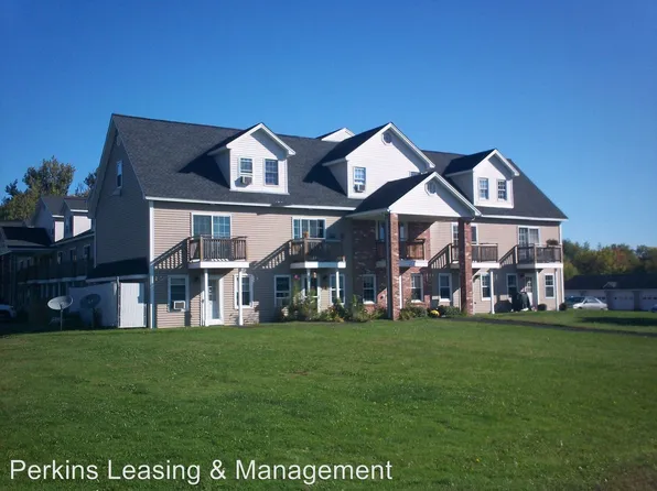 35 Mathews Ave APT 7, Waterville, ME 04901