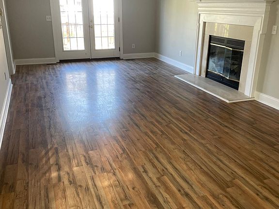 2nd image of 789 Winterfield Dr