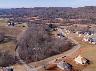 609 Farm Of The Smokies Way, Maryville, TN 37804