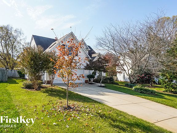 2nd image of 311 Lucas Park Dr