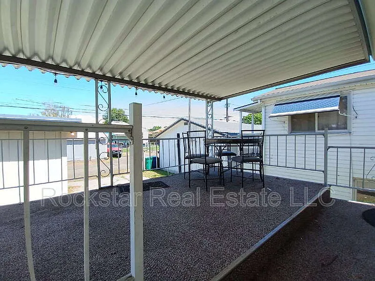 537 E Garland Ave — Photo 5