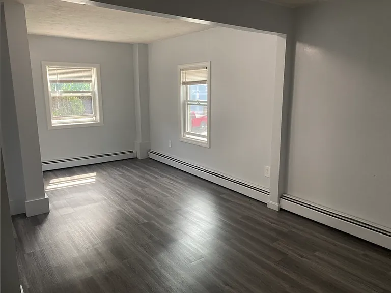 46 Lowell St #1A — Photo 17
