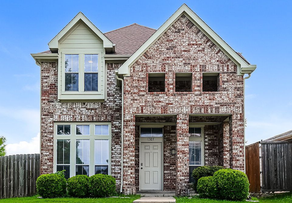 1st image of 309 Cobblestone Dr