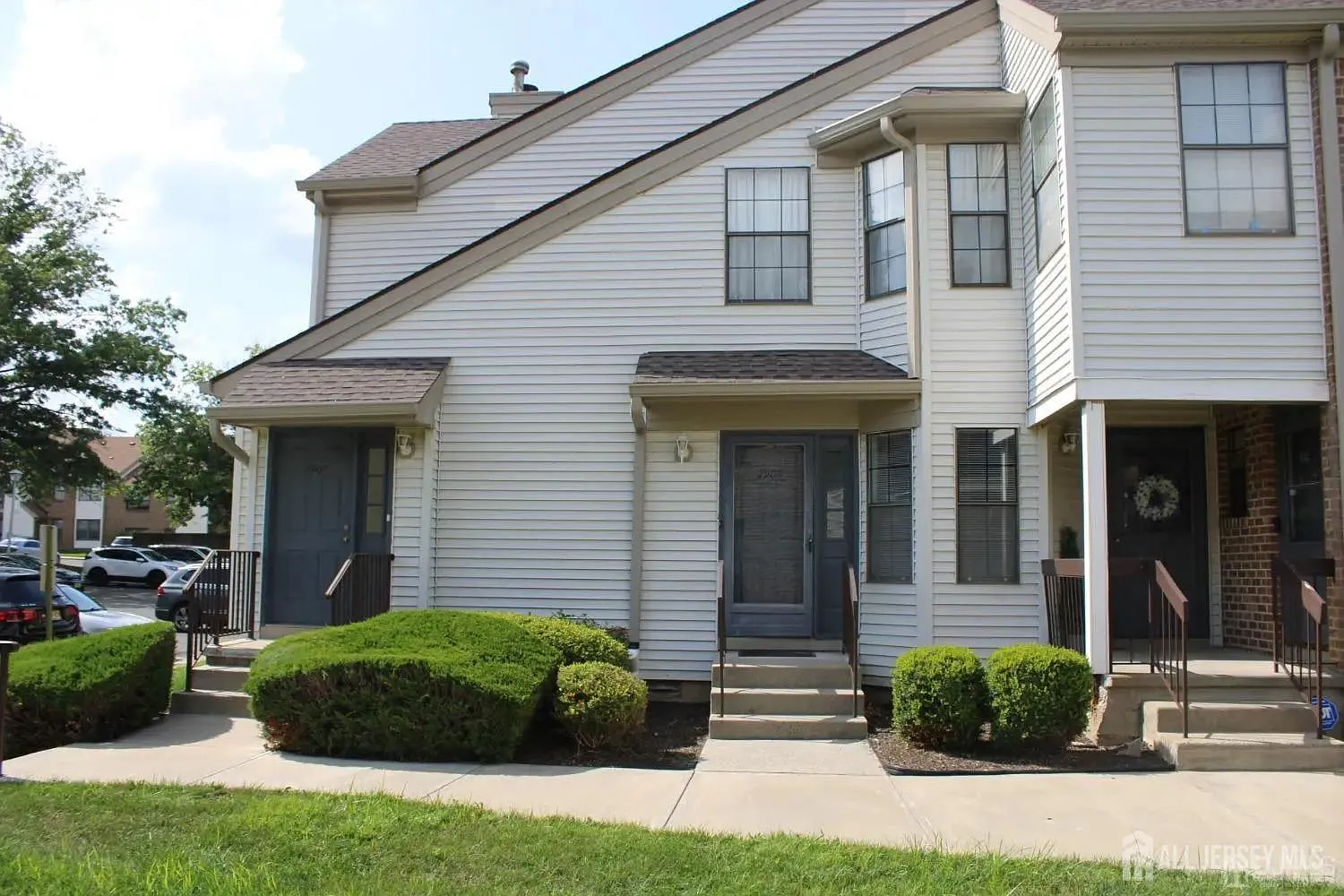 1 bed, 1.0 bath, $2,000 — Photo 1