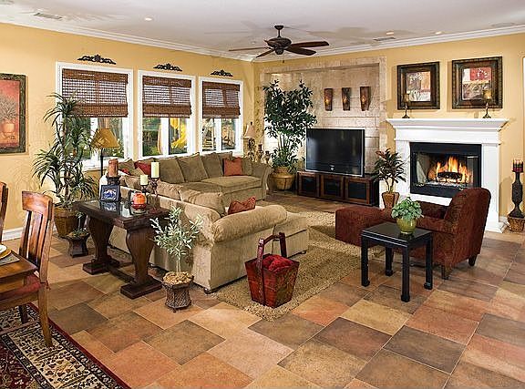 Spacious Family Room