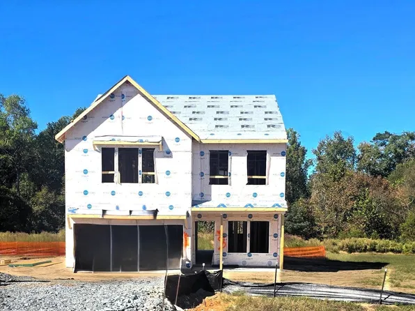 72 Lowell Cv #8, Angier, NC 27501