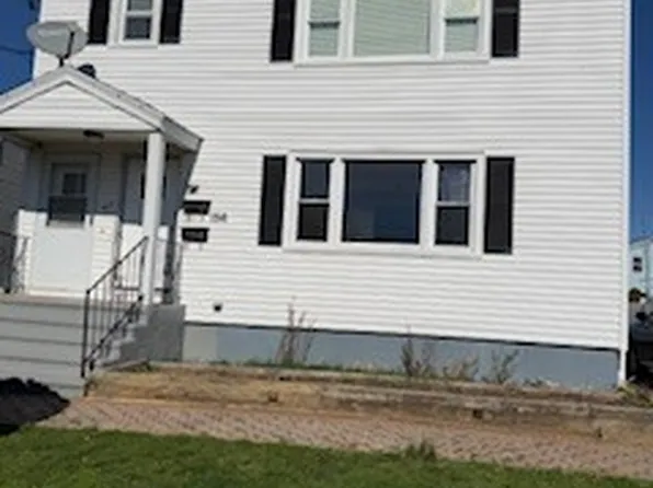 156 Garden Dr, Bridgeport, CT 06606