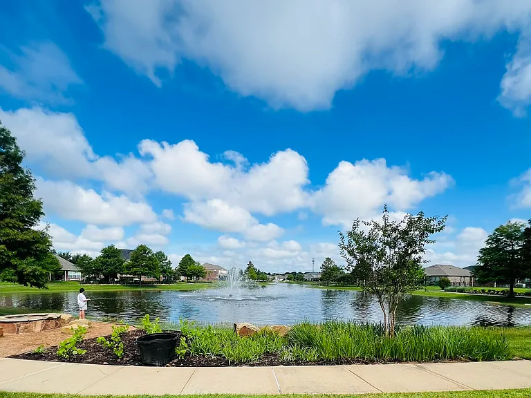 15914 Skylark Grove Cir — Photo 38