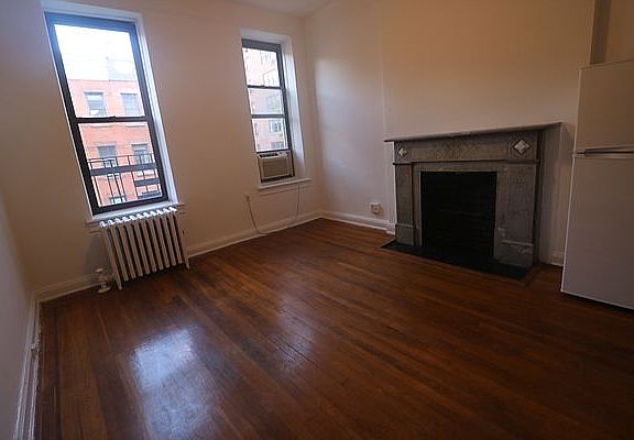 4th image of 342 E 81st St APT 4A