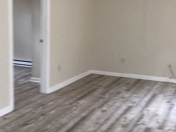 4th image of 114 Central Ave #B